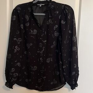 Wit and Wisdom Top. Size M. Black with silver paisleys.